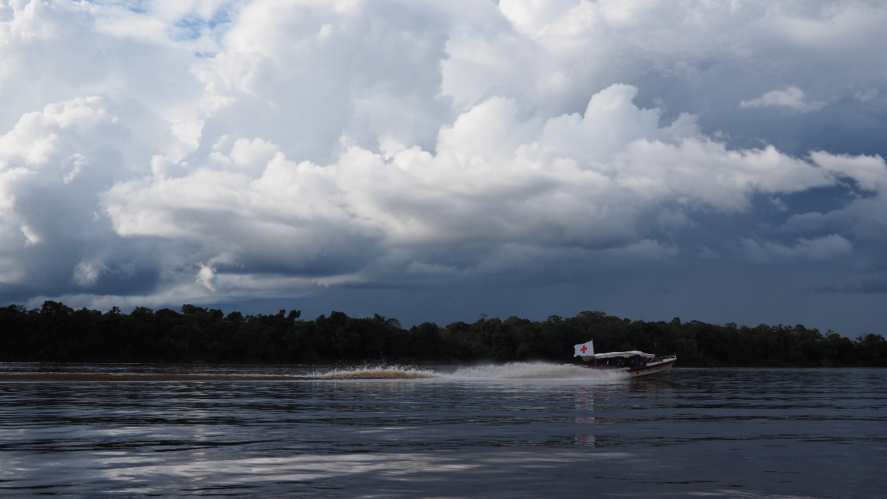 Remar contra la corriente la odisea del acceso a la salud en Guainía
